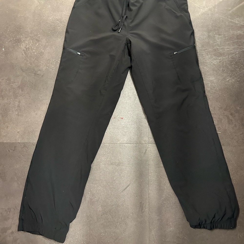 Women Black flannel lined Eddie Bauer Hiking  Pants Comfortable Everyday Wear 10